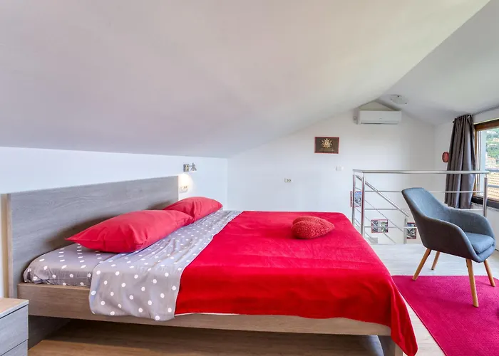 Perla 1-2 By Interhome