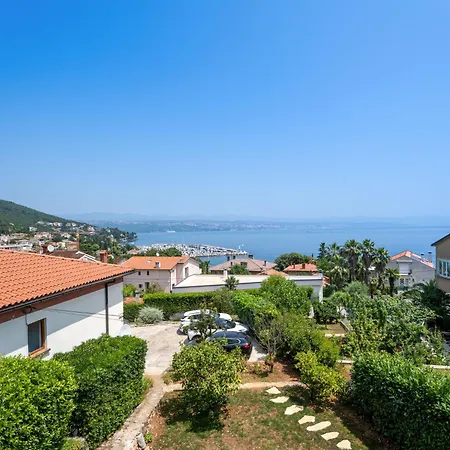 Perla 1-2 By Interhome Ičići