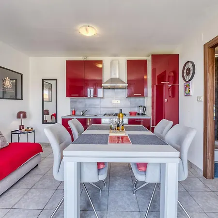 Apartment Perla 1-2 By Interhome *