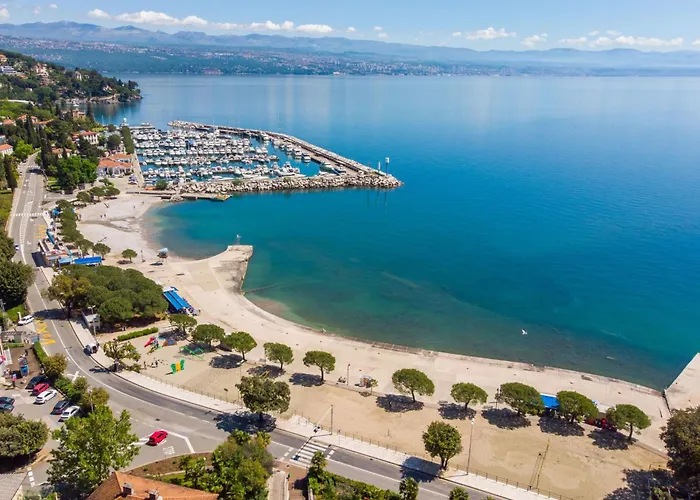 Perla 1-2 By Interhome Apartmán *