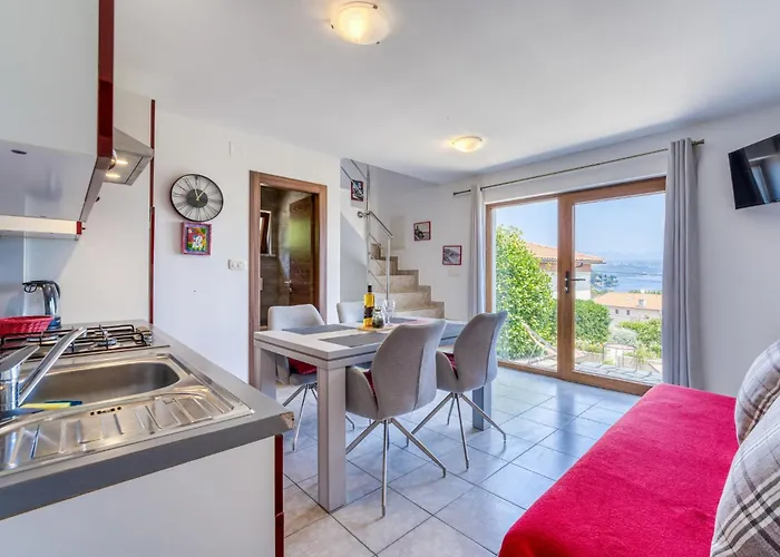 Perla 1-2 By Interhome Ičići